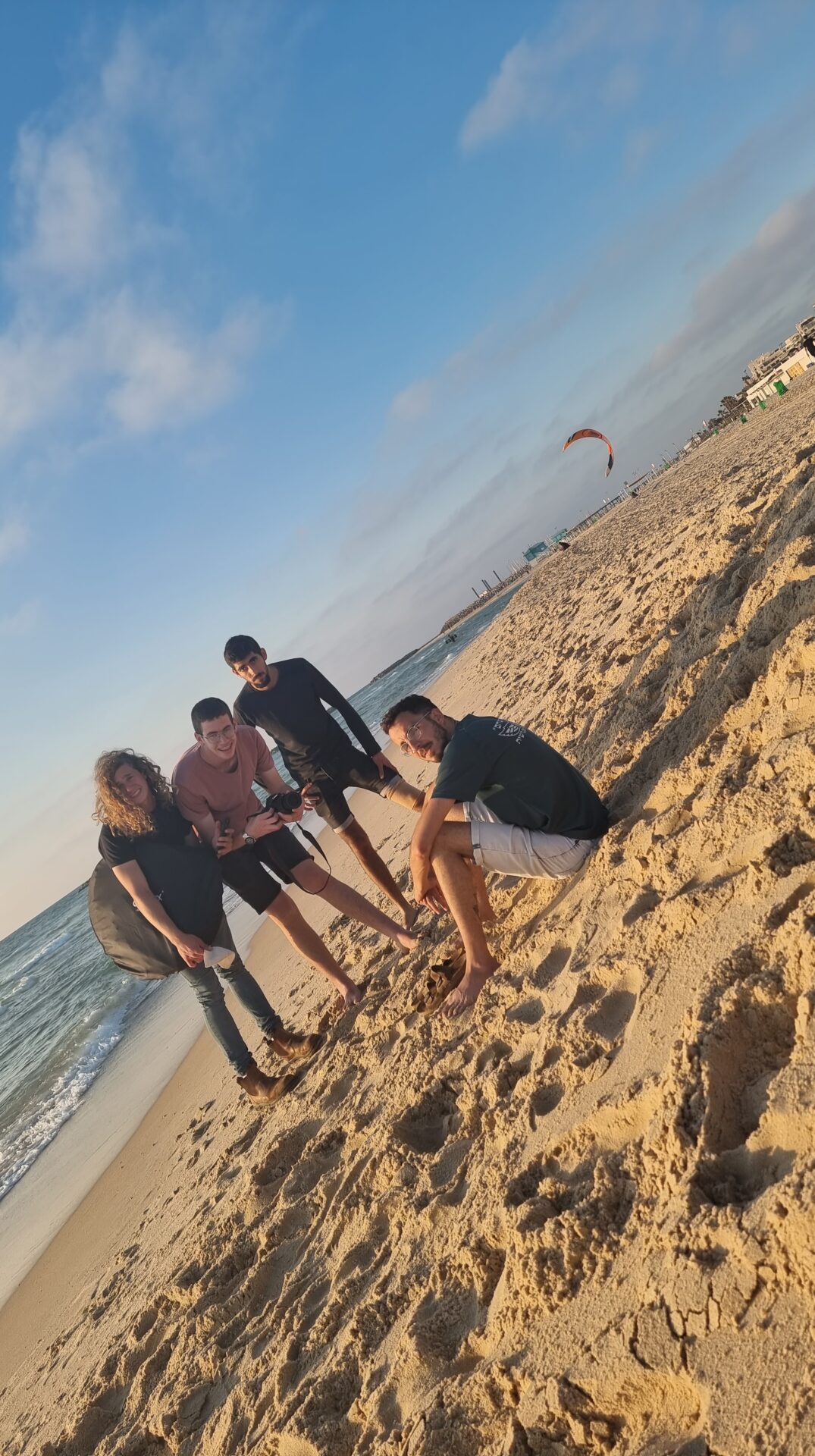 מאחורי הקלעים
